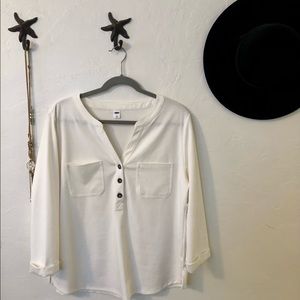 Old Navy Cream three quarter sleeve top